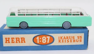 dm1540, RAR Alter HERR ex. DDR Ikarus 55 BUS Reisebus graue Räder hell mintgrün - Bild 1 von 11