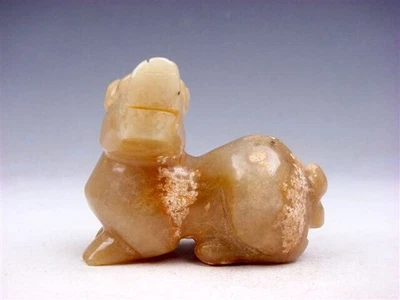 Escultura tallada en piedra de jade nefrita de colección Foo perro león mirando hacia atrás #03032302 Foto 1 de 4