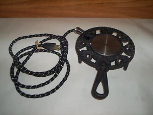 Vintage Williamsburg Food Warmer Hot Plate Model 1700 Cast Trivet (120V 45Watts) - Picture 1 of 12