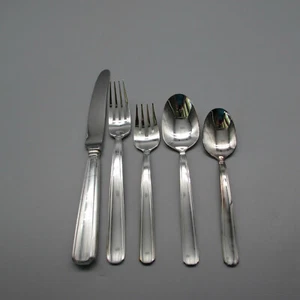 Oneida Silverplate Flatware RENDITION 1998 ~ 5pc Place Setting USA - Picture 1 of 4