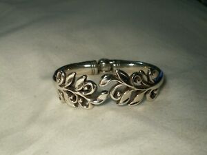 ...BRIGHTON...Silver Tone Floral Leaves Design Hinge Bracelet...