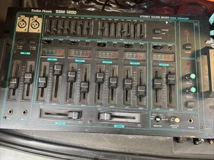 Radio Shack SSM-1200 4-Ch + MIC Stereo Sound Mixer w/ Echo Effect - FULLY WORKS! - Picture 1 of 3