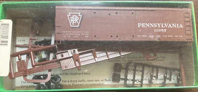 BOWSER HO Scale Kit #55352 40’ Round Flush Roof Car PRR #11957 - NEW! - Image 1 of 3