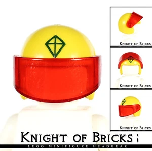 LEGO Minifigure YELLOW Headgear Helmet Sports with Kite Diamond with Visor - Picture 1 of 6