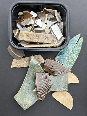 破损手工陶器马赛克Tessarae片6磅以上一种! — 第 1/4 张图片