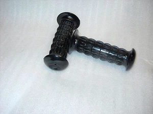 SUZUKI TS TM TC RM TS185 TS259 TS400 TC125 TC185 RV90 RV125 TS100 hand grips - Picture 1 of 1