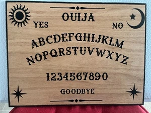 Wooden Ouija Spirit Board   12"x16" & Planchette - Picture 1 of 6