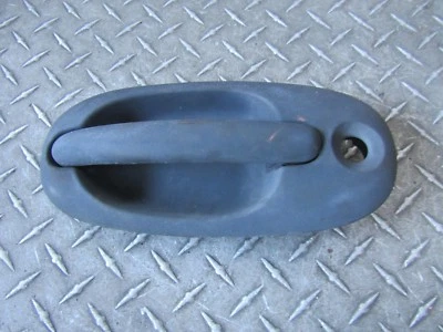 Dodge Caravan 1998 conductor izquierdo manija puerta delantera exterior 3,3 L Foto 1 de 4