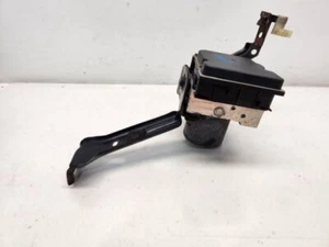 2009-11 Subaru Impreza STi (2.5L / MT) Anti-Lock Brake Pump W/ VDC - Picture 1 of 12