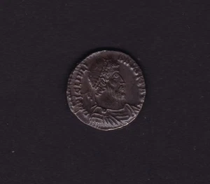 Julian II Roman Coin 360 - 363 AD - Picture 1 of 2