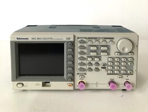 Tektronix AFG3011 10MHz 1 Channel 250MS/s Arbitrary/Function Generator - Tested - Picture 1 of 4