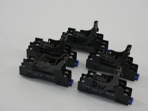 *5 Stück* IDEC SJ2S-05B Relaissockel 250V 8A - Bild 1 von 7