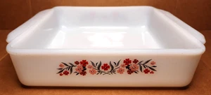 Anchor Hocking [USA] Fire King 'Primrose' 8" Square Cake Pan [W452/62] - Picture 1 of 9