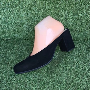 UNISA Women's Black Genuine Suede Close Toe Slip On Mule Smart Sandals UK 7 EU40 - Picture 1 of 21