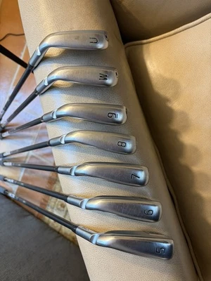 Ping I 530 Irons (5-PW, U wedge) Ping graphite stiff  shafts- Very Good!  - Image 1 of 4