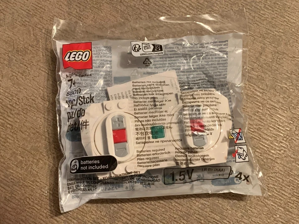 Lego - 88010 - Powered Up - Remote Control - Brand new - Image 1 of 1