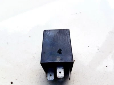 Volkswagen Golf 1994 Relay module 0685352, 068535/2 #838661-81 - Изображение 1 из 4