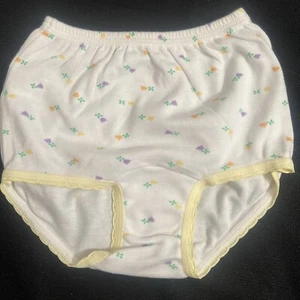 Vintage 90s Beiby Joe Girls Kids Underwear Sz 8 Flowers 100% Cotton - Picture 1 of 8