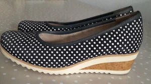 Remonte Slipper Echtleder, tolle Verarbeitung (Kork), blau m. weiß. Pünkt. 39 - Bild 1 von 8