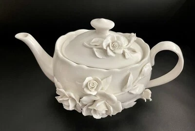 Gorgeous Rare Robert Gordon Rambling Rose Floral Sprays Teapot, Pure White - image 1 of 4