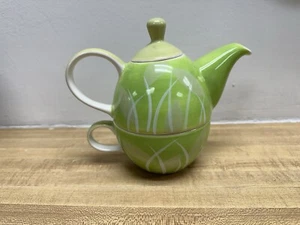 HuesNBrews Stacking Tea Set 16 oz Green Leaves / Grass Make 2 Cups - Picture 1 of 9
