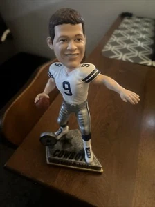 TONY ROMO Dallas Cowboys NFL EXCLUSIVE Bobblehead NIB Forever Collectibles - Picture 1 of 1