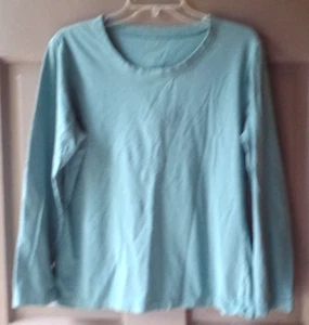 NO NAME Distressed Long Sleeve Round Neck Pullover Casual Top Size Seems M to L - Picture 1 of 5