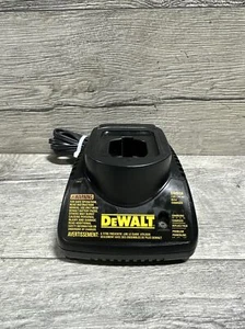DeWalt DW9118 Genuine Battery Charger L12 - Picture 1 of 5