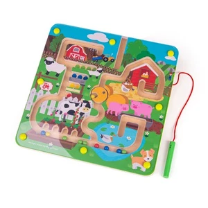 Bigjigs Toys Wooden Farmyard Maze Puzzle, Wooden Toys, Children's Maze Puzzle - Picture 1 of 3