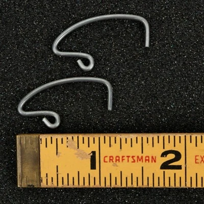 Ganchos de encuadernación para usar con camión de madera Tonka o cadena y carga de camión de troncos Tonka Foto 1 de 3