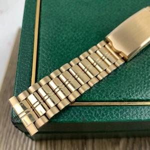 Vintage NOS JB Champion 19- 17.5mm Gold Filled Bullet Style Bracelet Band Watch - Picture 1 of 12