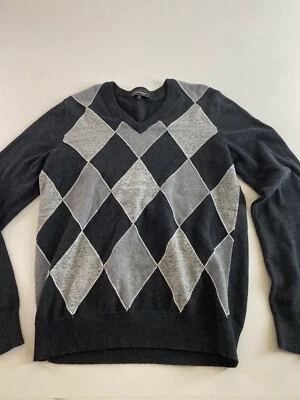 Express Gray Argyle Vneck SWEATER Medium M  - Image 1 of 3