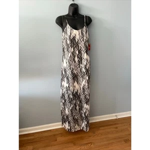 ARDENE crochet strappy maxi dress in black &white leaned chevron new size S - Picture 1 of 9