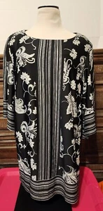 Sandra Darren Plus Size 1X Blouse Top Round Neck Black White Floral 3/4 Sleeve - Picture 1 of 18