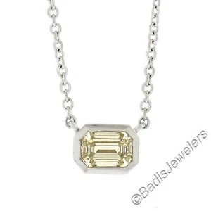 Kwiat 18k White Gold .40ct Fancy Light Yellow Diamond Solitaire Pendant Necklace - Picture 1 of 8