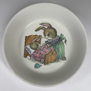Vintage Oneida Deluxe 3243 Melamine Peter Rabbit Bowl - Picture 1 of 10