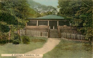 EIN HÜTTEN IN CAZADERO, KALIFORNIEN, VINTAGE POSTKARTE (SB 706) - Bild 1 von 2