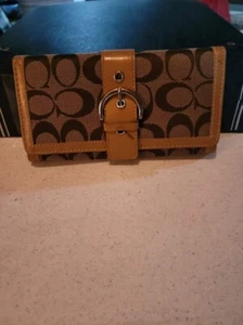 Authentic Coach Women's Checkbook Tri-Fold Wallet - Imagen 1 de 3