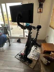 MYX Fitness BODI Stationary Bike - Picture 1 of 4