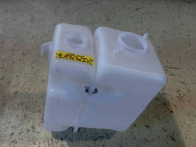 TOYOTA Genuine OEM Land Cruiser HJ45 H HJ47 Washer Wiper Bottle - Изображение 1 из 3