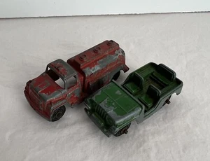 Vintage TOOTSIETOY Fire Red Truck Diecast Toy Car/ Jeep Model Green  set of 2 - Picture 1 of 7