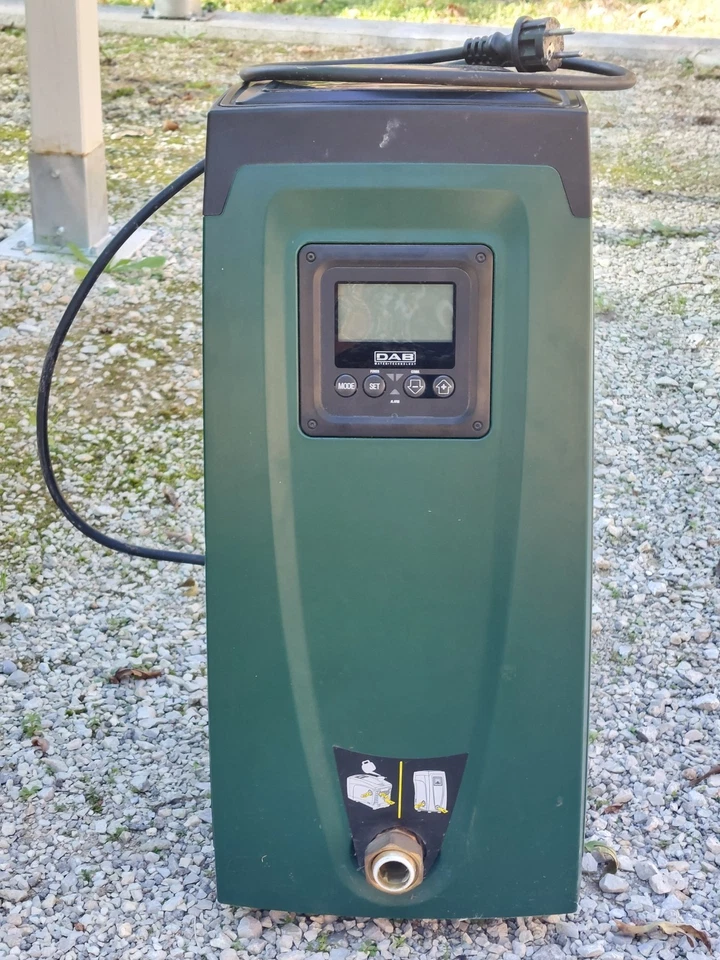 idropompa marca DAB sistema di pressurizzazione idrica automatico con inverter - Immagine 1 di 4