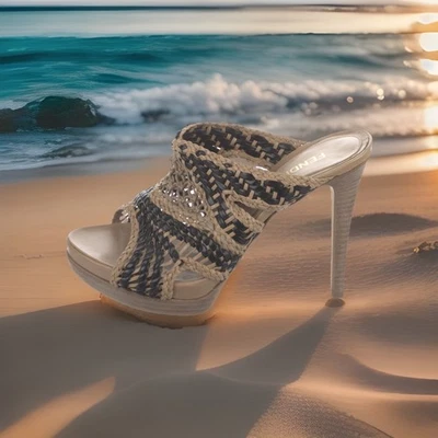 Toboganes Fendi Cuero Estampado Animal Puntera Abierta Talla 6 Negro y Neutral Foto 1 de 4