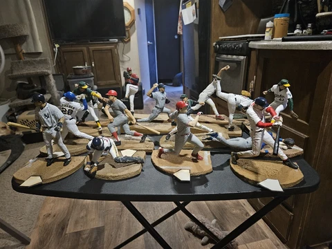 Rare Lot Of 16 Tmp International Mlb Action Figures Pete Rose Very Very Rare👍👍 Cover