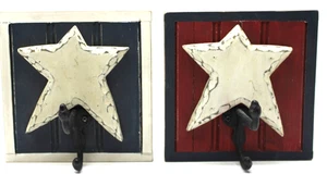 Christmas Two Wooden Square Stars Hook Plaques Wall Hangings Farm Core Folk Art - Picture 1 of 7