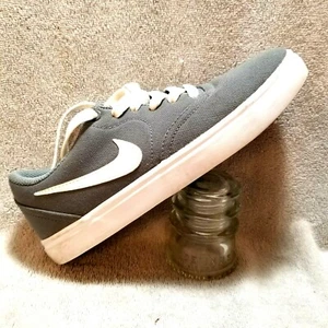 Nike Men's sz 5 SB Check Solarsoft skateboarding shoes gray and white 867300-011 - Picture 1 of 10