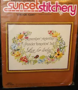 Sunset Stitchery Live For Today Beginning Stitchery Kit #2662 De Colección 1981 SELLADO - Imagen 1 de 2
