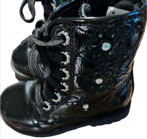 Zapatos Rachel Botas de Combate Brillantes Negras Imitación Cuero Niñas Pequeñas Talla 5 M - Imagen 1 de 5