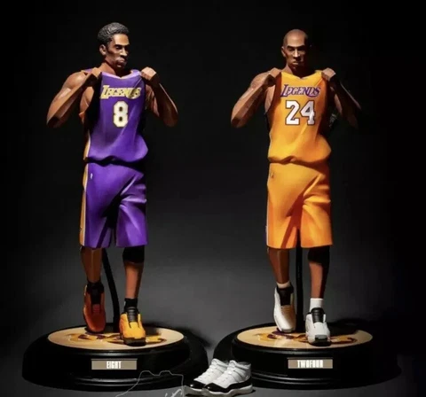 2 KOBE BRYANT STATUES  LEGEND EIGHTTWOFOUR SET OF 2 HOME/AWAY LAKERS BLACK MAMBA Cover