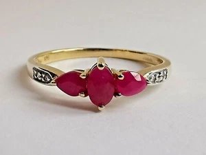 NEW 9ct 375 yellow GOLD RUBY TRILOGY RING red marquise pear gem diamond accents - Picture 1 of 12
